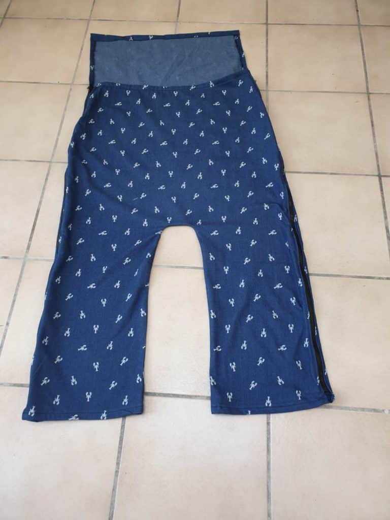confection pantalon handicapé chateaulin avec fermeture sur les côtés
