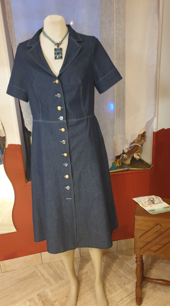 Robe en jean boutonnage devant tres beau modele 1 1150795863713706 - Accueil - Quimper Brest